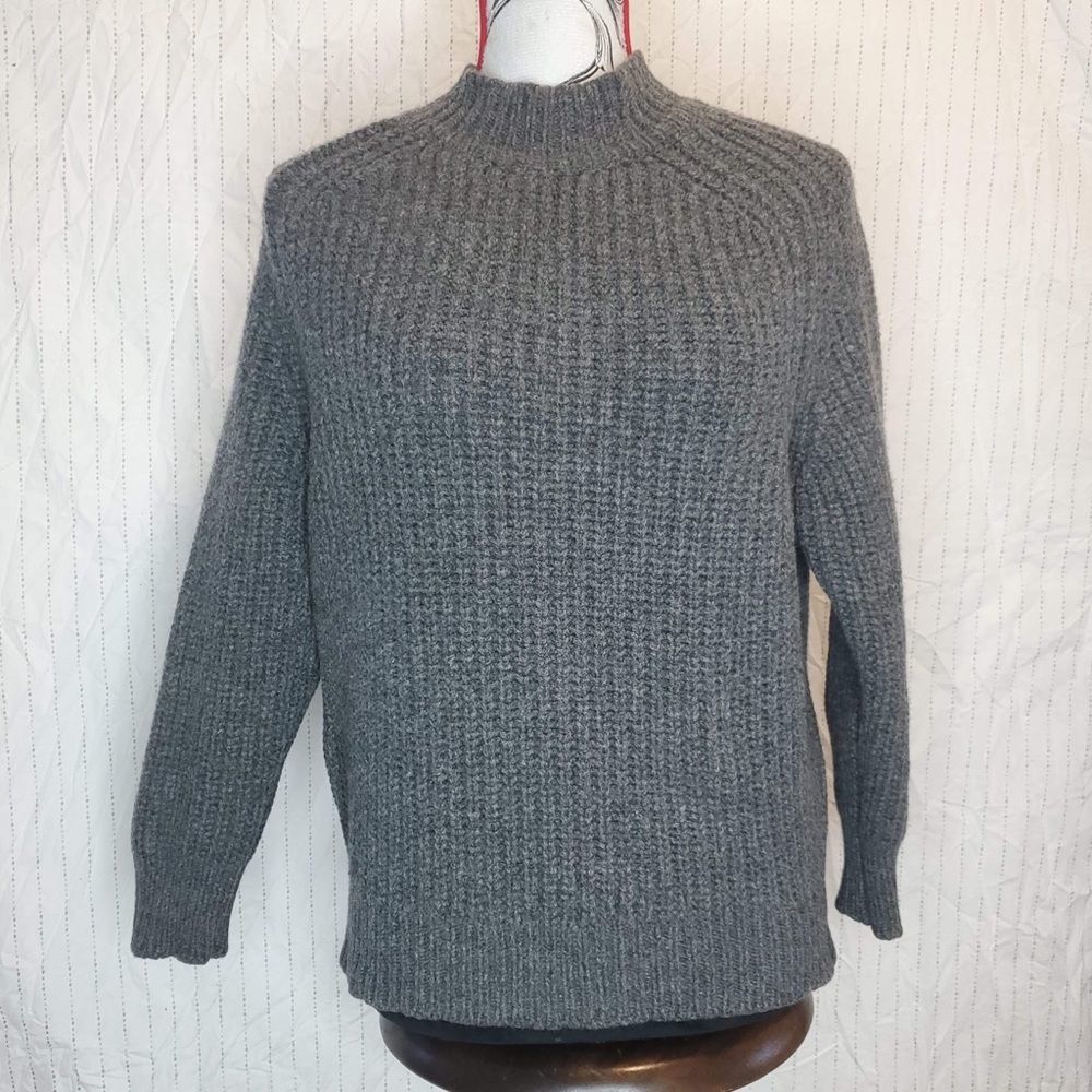 Masion Kitsune knotted sweater